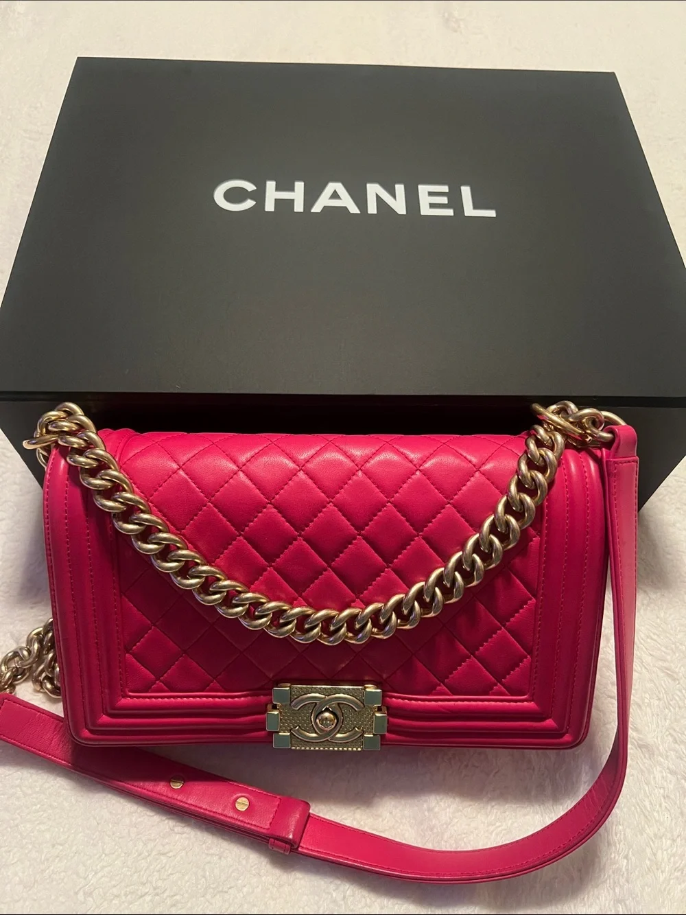 CHANEL Hot Pink Quilted Leather Shoulder Bag with Gold Chain